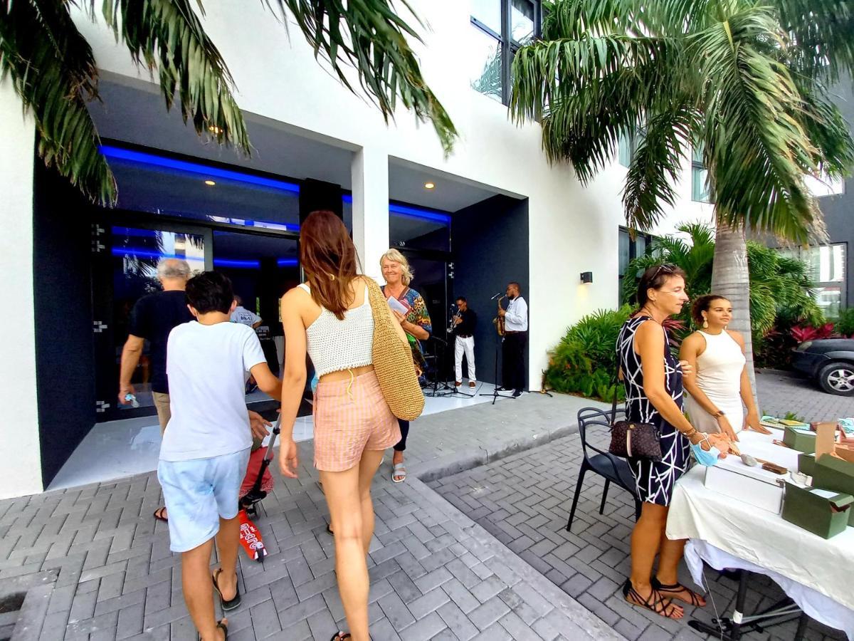 Adonis Cupecoy Hotel Simpson Bay Eksteriør billede