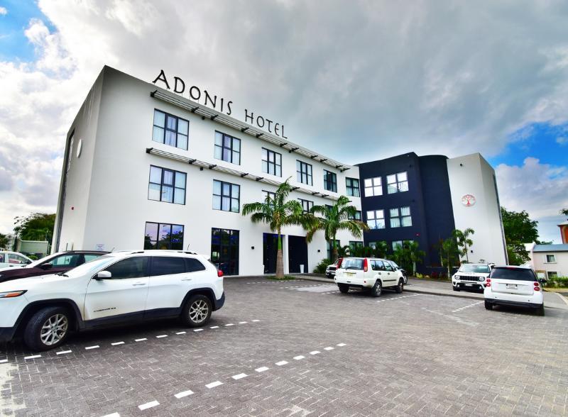 Adonis Cupecoy Hotel Simpson Bay Eksteriør billede